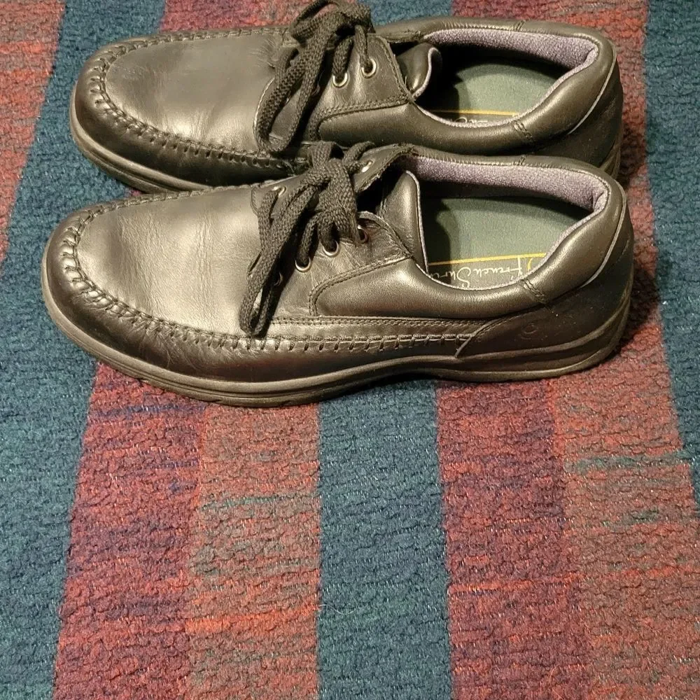 MENS SIZE 12. FRENCH SHRINER BLACK DRESS SHOES.